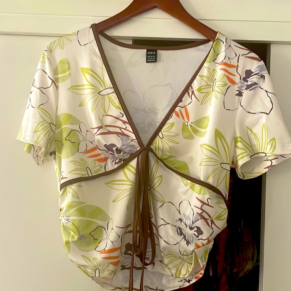 this is a top from shein!!!!